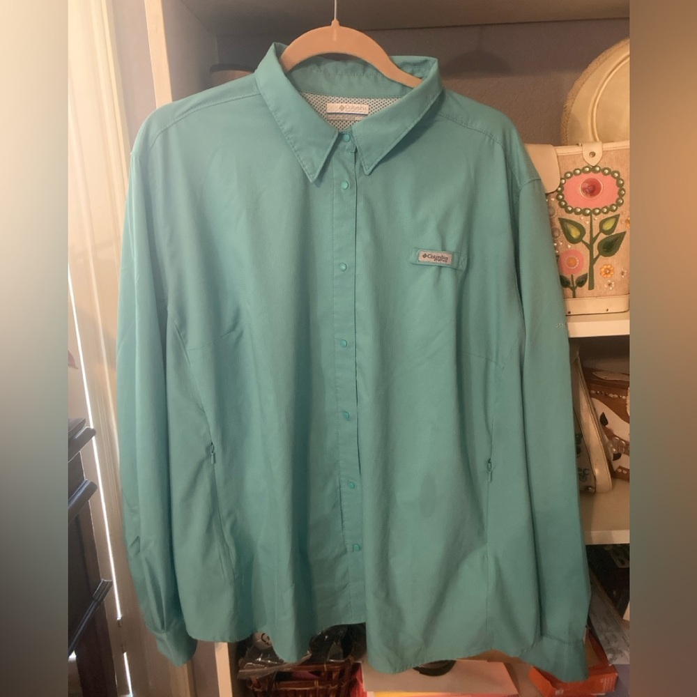 Women’s Columbia Long Sleeve Fishing Shirt